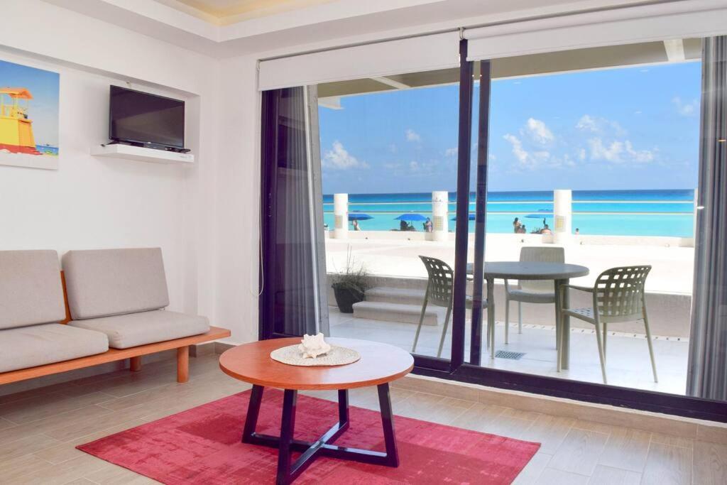 Ocean Front Villa Marlin, Best Location In Hotel Zone #109 Канкун Экстерьер фото