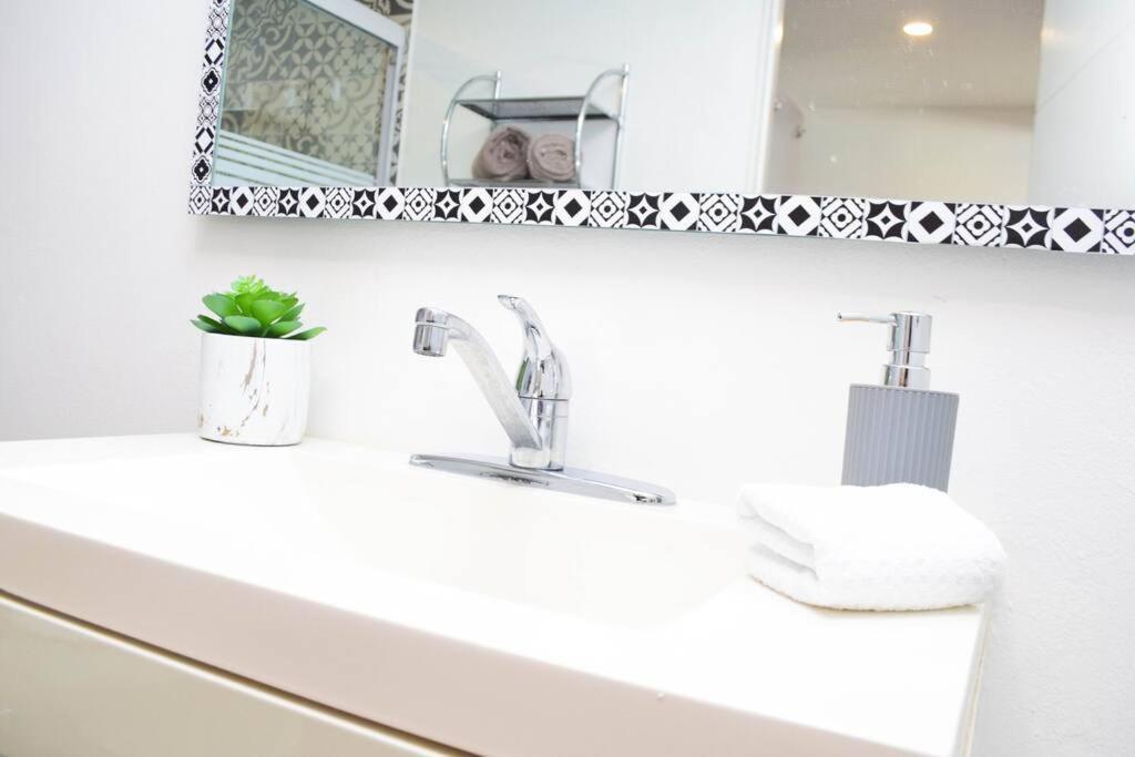 Ocean Front Villa Marlin, Best Location In Hotel Zone #109 Канкун Экстерьер фото