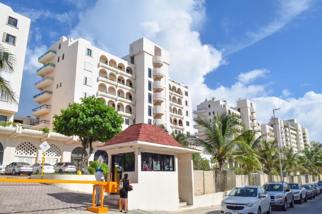 Ocean Front Villa Marlin, Best Location In Hotel Zone #109 Канкун Экстерьер фото